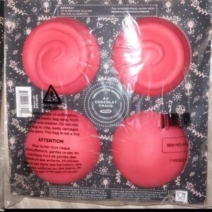NIP Bennkai Modern Bliss Hot Chocolate Bomb Maker Silicone Mold